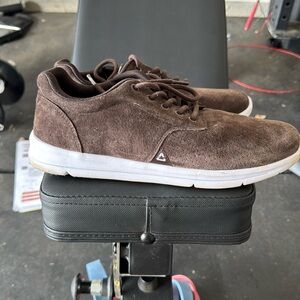 Travis Mathew Cuater shoes